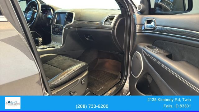 Used 2015 Jeep Grand Cherokee SRT w/ Luxury Group II AWD/4WD image 22