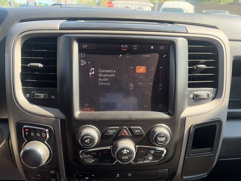 Used 2024 RAM 1500 Tradesman w/ Chrome Plus Package AWD/4WD image 19