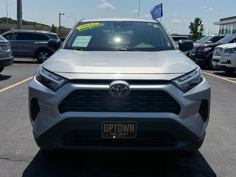 Used 2023 Toyota RAV4 LE AWD/4WD image 11