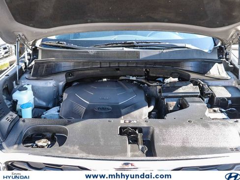 Used 2019 Kia Sorento FWD V6 image 24
