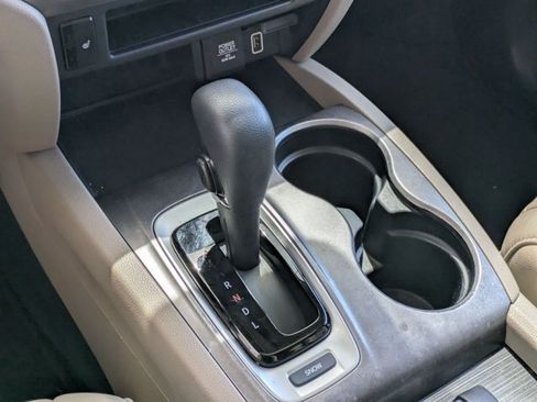 Used 2020 Honda Pilot EX-L image 12