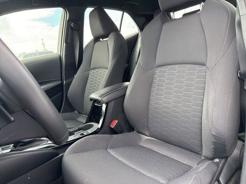 Used 2023 Toyota Corolla SE image 7