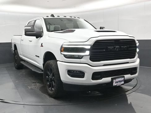 Used 2024 RAM 2500 Laramie w/ Night Edition AWD/4WD image 32