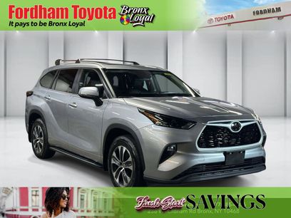 Used 2025 Toyota Highlander XLE