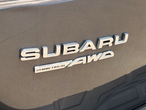 Used 2020 Subaru Forester Premium AWD/4WD image 12