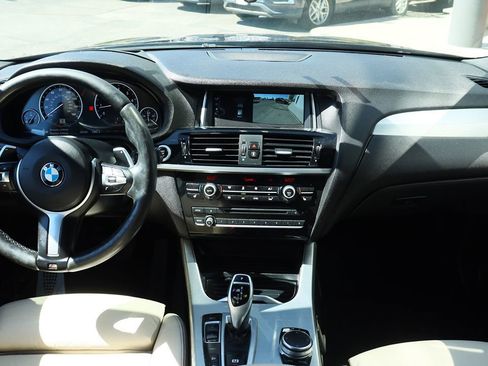 Used 2018 BMW X4 M40i image 33