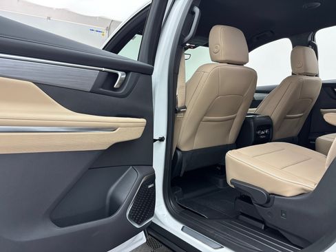New 2026 Buick Enclave Preferred w/ Power Package FWD image 42