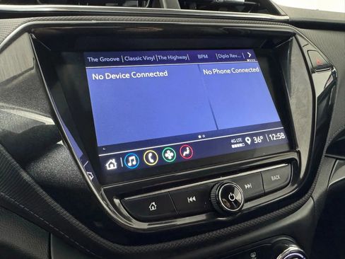 Used 2021 Chevrolet TrailBlazer LT w/ Convenience Package image 18