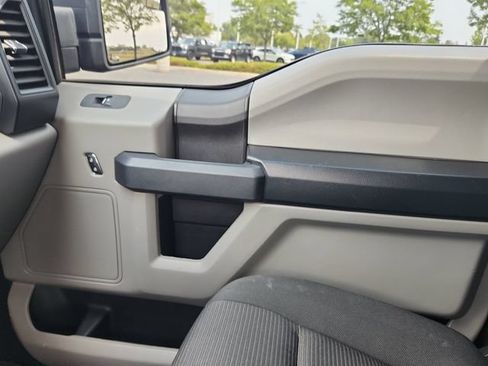 Used 2019 Ford F150 XL w/ Equipment Group 101A Mid AWD/4WD image 16