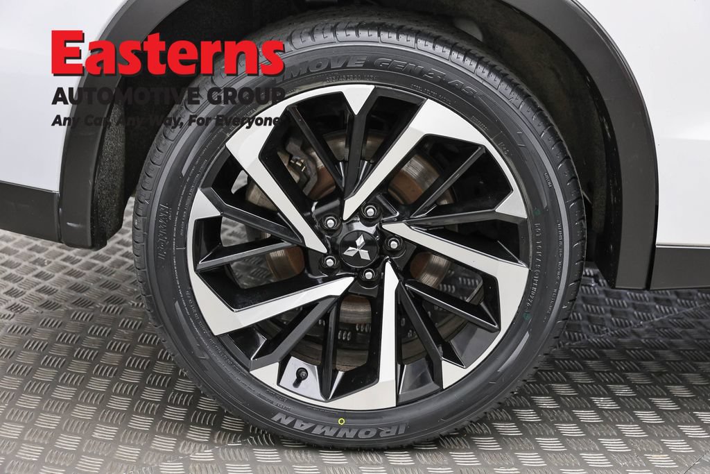 Used 2024 Mitsubishi Outlander SE AWD/4WD image 31