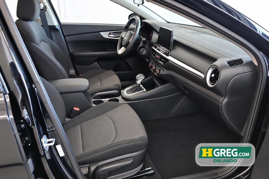 Used 2024 Kia Forte LXS FWD image 11