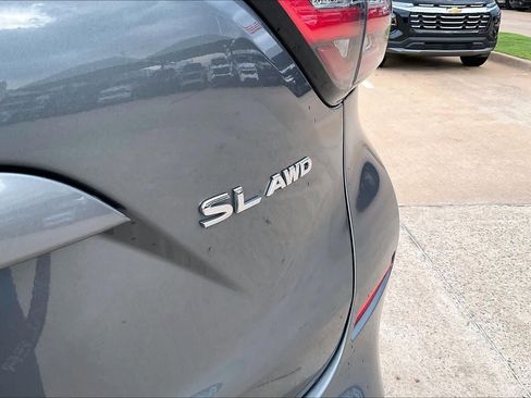 Used 2020 Nissan Murano SL w/ Moonroof Package AWD/4WD image 10