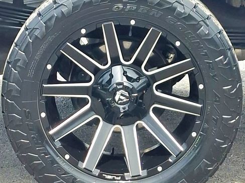 Used 2021 GMC Sierra 2500 Denali w/ Denali Black Diamond Edition AWD/4WD image 41