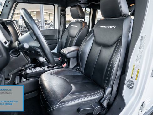 Used 2014 Jeep Wrangler Unlimited Rubicon w/ Connectivity Group image 9
