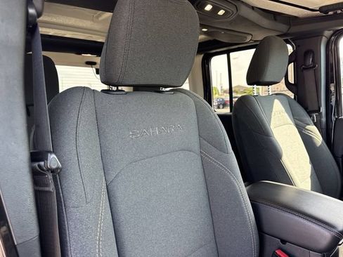 Used 2024 Jeep Wrangler Unlimited Sahara AWD/4WD image 26