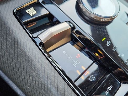 Used 2025 BMW X3 xDrive30i w/ Premium Package image 14