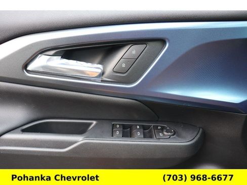 New 2026 Chevrolet Equinox EV LT image 19