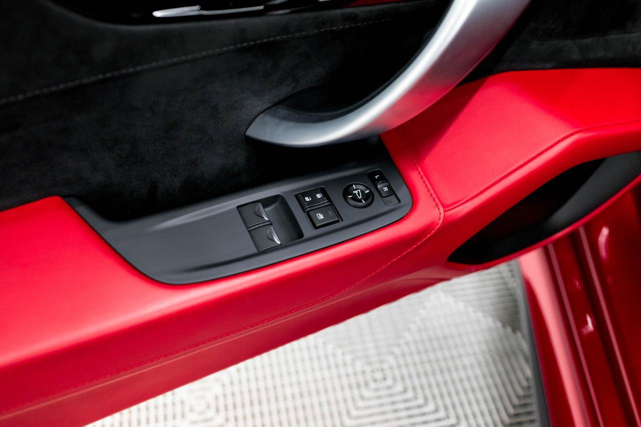 Used 2017 Acura NSX AWD/4WD image 41