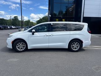 Used 2023 Chrysler Pacifica Touring-L FWD video 2