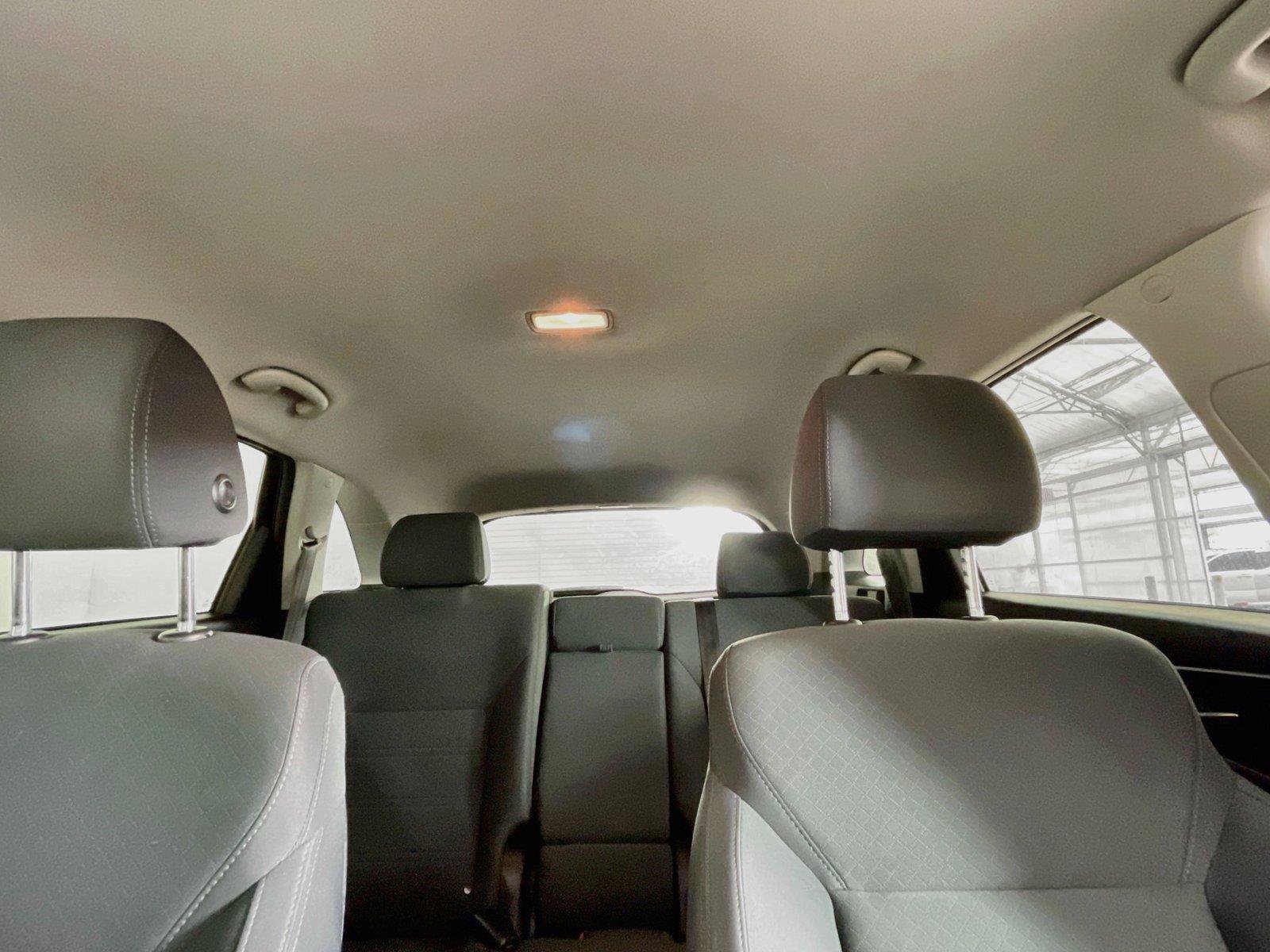 Used 2019 Kia Sorento L FWD image 12