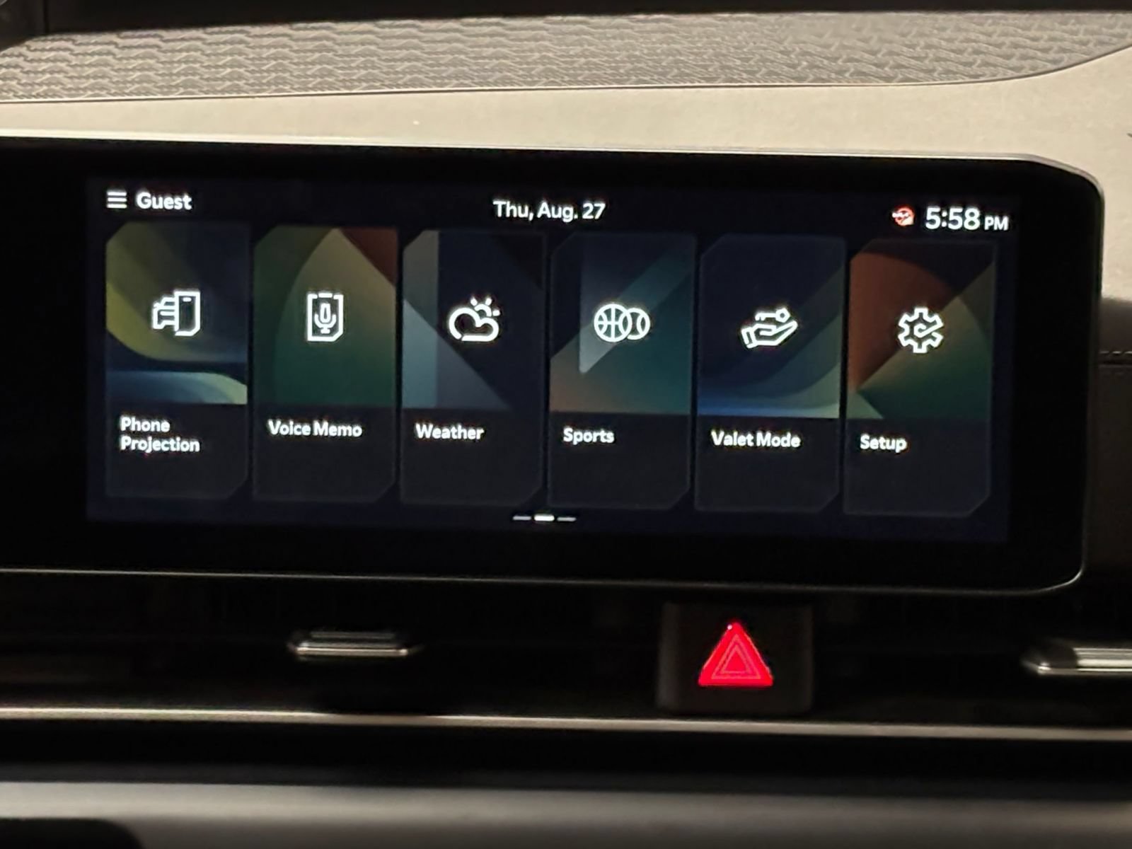Used 2026 Kia Carnival FWD image 20