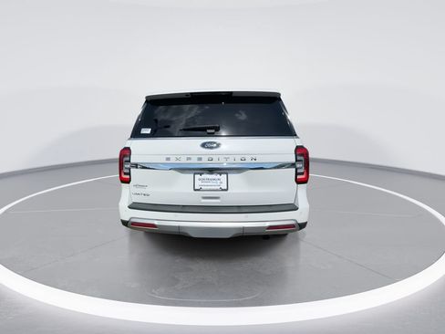 Used 2024 Ford Expedition Limited AWD/4WD image 7