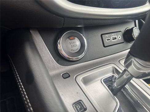 Used 2023 Nissan Murano SL w/ Cargo Package FWD image 27