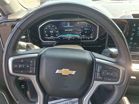 Used 2023 Chevrolet Silverado 1500 LTZ w/ LTZ Premium Package AWD/4WD image 19