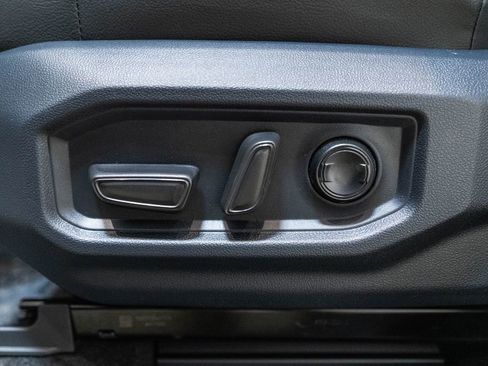 New 2026 Toyota Tundra Limited AWD/4WD image 23