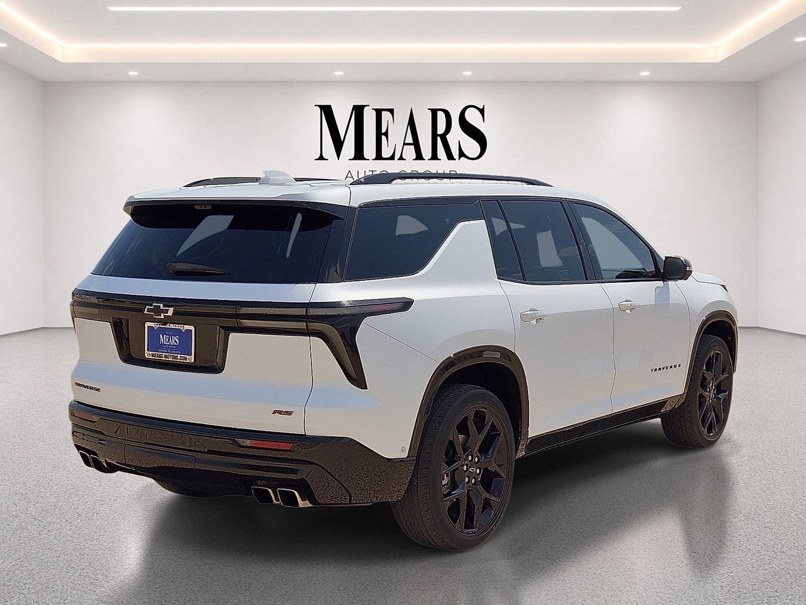 Used 2024 Chevrolet Traverse RS w/ LPO, Floor Liner Package FWD image 5