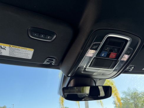 Used 2024 RAM 1500 Laramie image 17