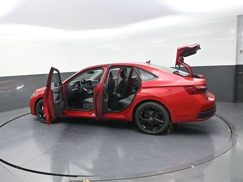 New 2026 Volkswagen Jetta SE FWD image 33