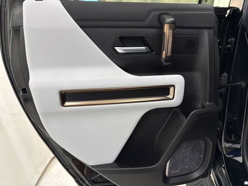 New 2025 GMC Hummer EV 3X image 14