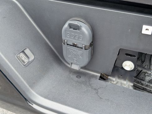 Used 2023 Chevrolet Silverado 1500 Custom Trail Boss image 34