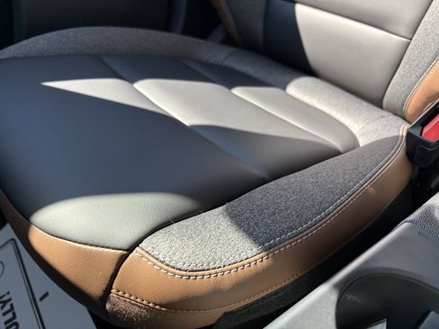 Used 2024 Ford Bronco Sport Outer Banks w/ Tech Package image 46