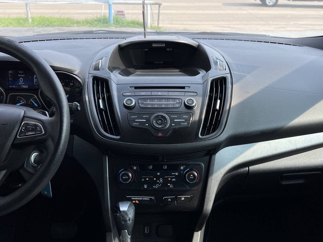 Used 2017 Ford Escape SE FWD image 19