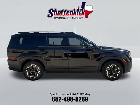 Used 2026 Hyundai Santa Fe SEL FWD image 4