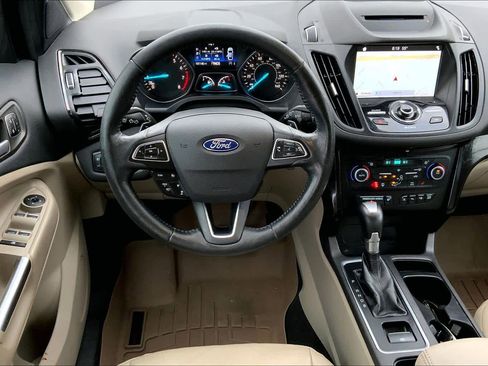 Used 2018 Ford Escape Titanium w/ Ford Safe & Smart Package image 6