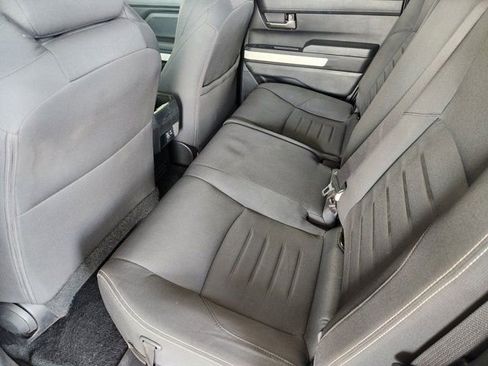 Used 2024 Toyota Tacoma TRD Off-Road image 30