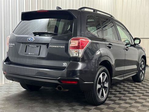 Used 2018 Subaru Forester 2.5i Limited AWD/4WD image 4