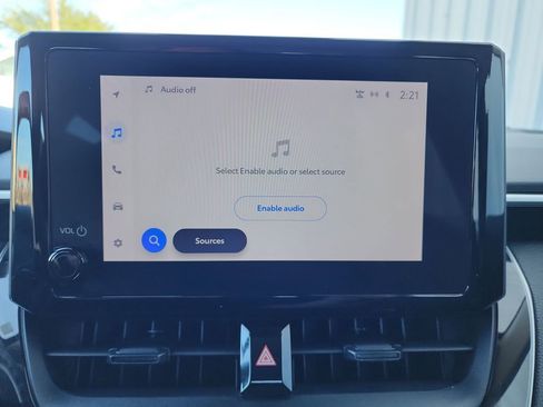 Used 2023 Toyota Corolla LE image 27