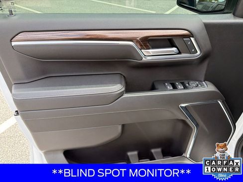 Used 2023 Chevrolet Silverado 1500 RST w/ LPO, Dark Essentials Package AWD/4WD image 10