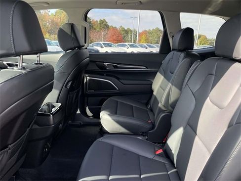 New 2025 Kia Telluride S image 22