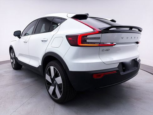 Used 2023 Volvo C40 P8 Recharge Ultimate image 13