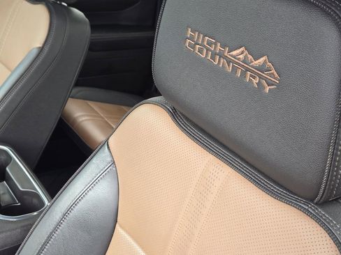 Used 2024 Chevrolet Silverado 1500 High Country w/ High Country Premium Package image 21