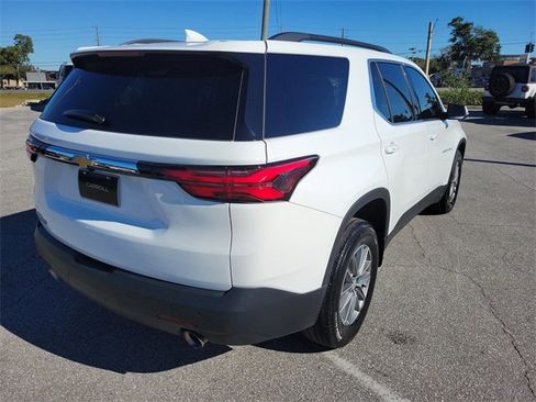 Used 2022 Chevrolet Traverse LT image 5