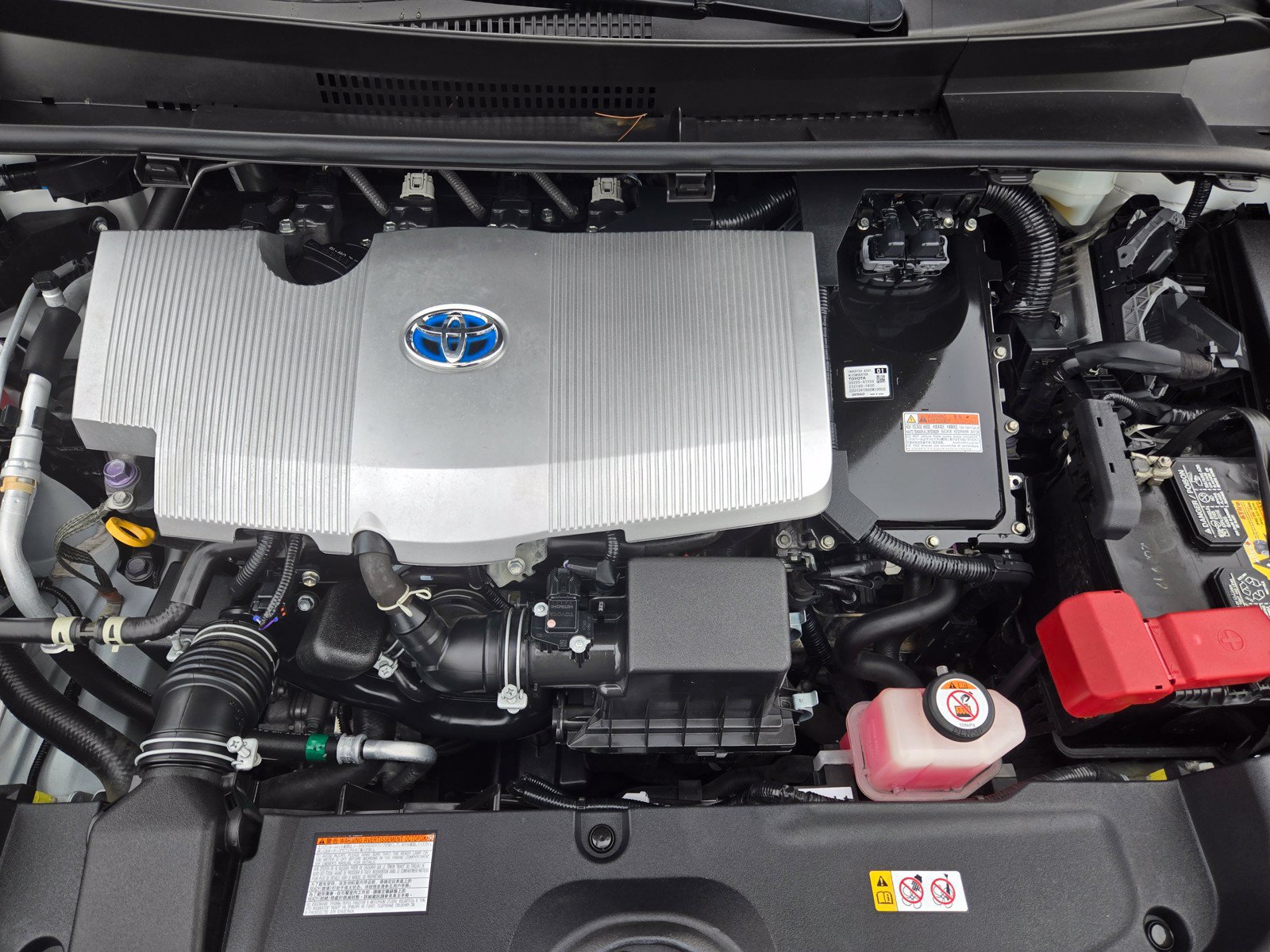 Used 2021 Toyota Prius LE w/ Carpet Mat Package (TMS) FWD image 22