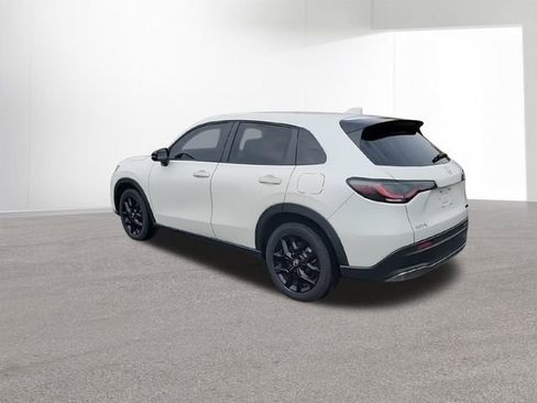 Certified 2023 Honda HR-V Sport image 6
