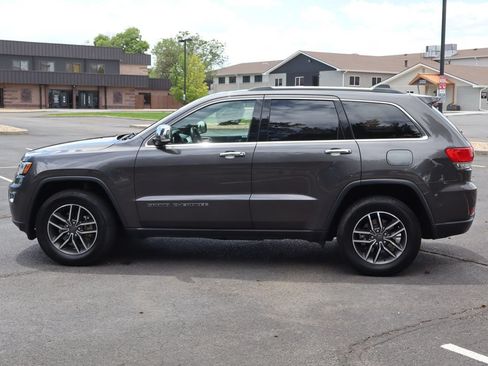 Used 2019 Jeep Grand Cherokee Limited w/ Luxury Group II AWD/4WD image 9