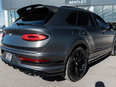 Used 2023 Bentley Bentayga Speed image 13
